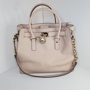 Michael Kors Purse Hamilton Hand Shoulder Bag Light Pink Key And Lock Chain